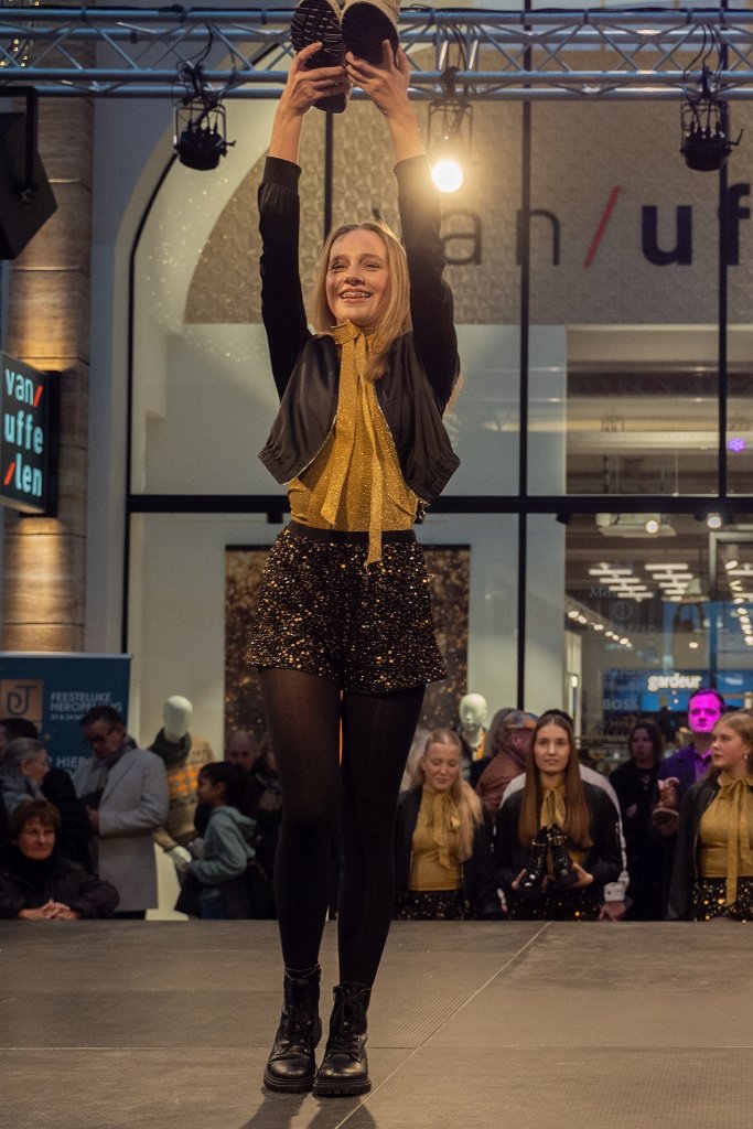 Modeshow 201.jpg